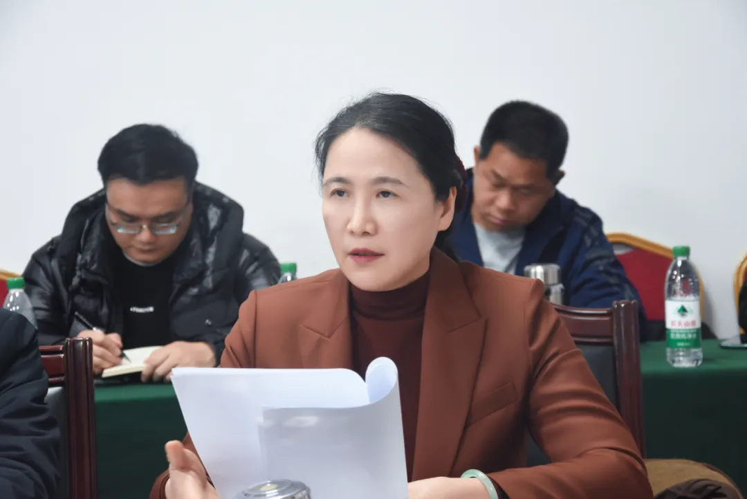 总裁_副本.jpg